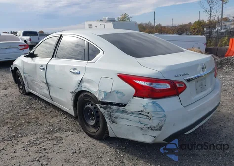 2017 Nissan Altima 2.5 S z USA, uszkodzony, nr VIN 1N4AL3AP7HC472799